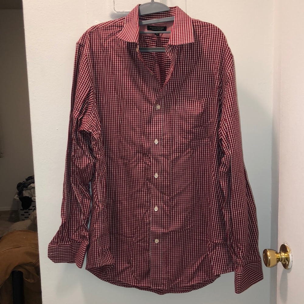 Banana Republic Checkered Button Down Shirt